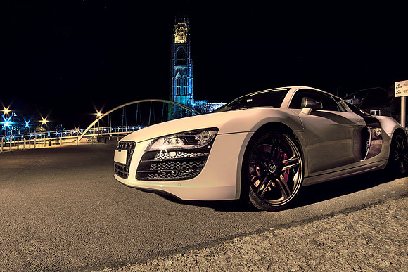 Boston R8 taken by Bob Riach