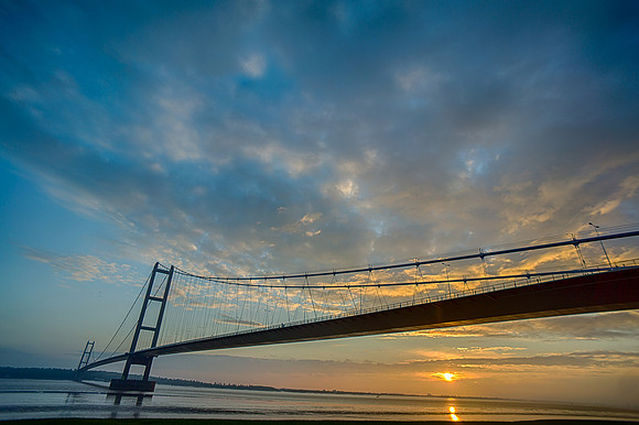 Sunrise under the Humber Bridge 2 © Bob Riach