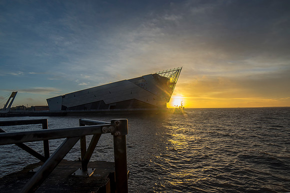 Sunrise at the Deep 3 © Bob Riach