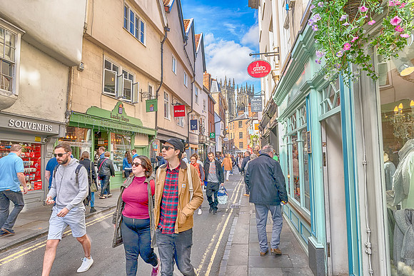 06 York Minster Walk  @ Bob Riach