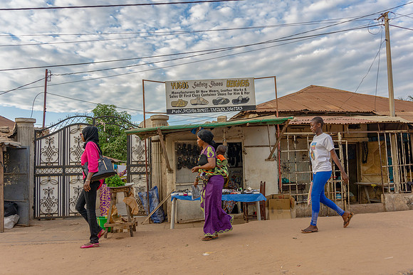 02 Gambia Street © Bob Riach