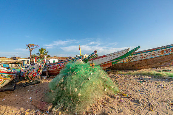 45 Gambia Fishing Village © Bob Riach