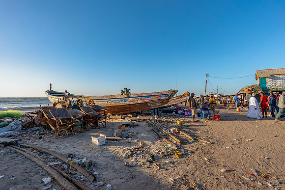 76 Gambia Fishing Village © Bob Riach