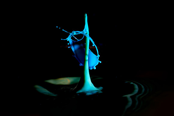 T2-018 Water Drop © Jo Bird & Bob Riach Jigsaw Photography Ltd