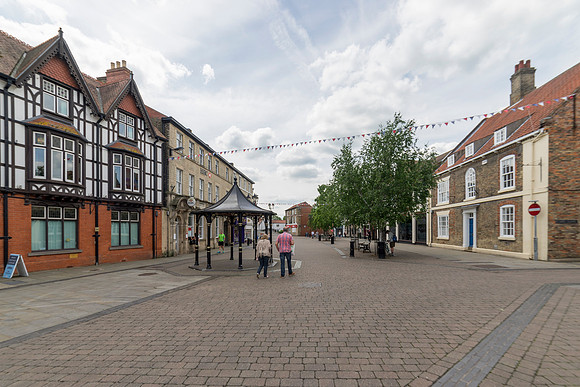Brigg 6 © Bob Riach