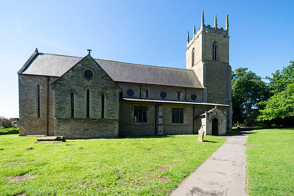 St Peters Church Bottesford Scunthorpe 17 © Bob Riach