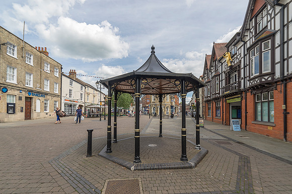 Brigg 10 © Bob Riach