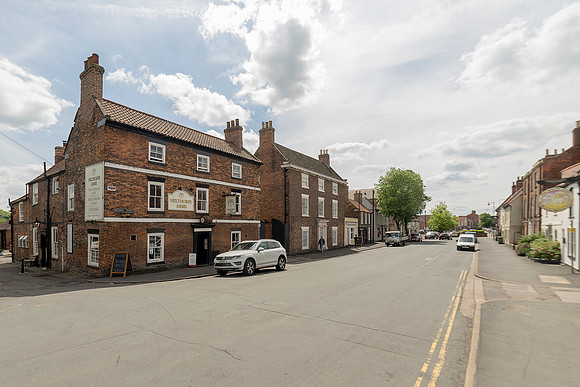 Brigg 5 © Bob Riach