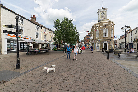 Brigg 9 © Bob Riach