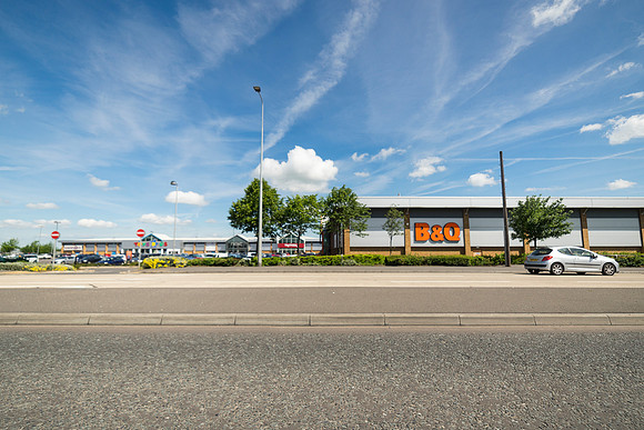 Scunthorpe 13 © Bob Riach