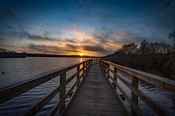 Ashby Ville Sunrise © Bob Riach