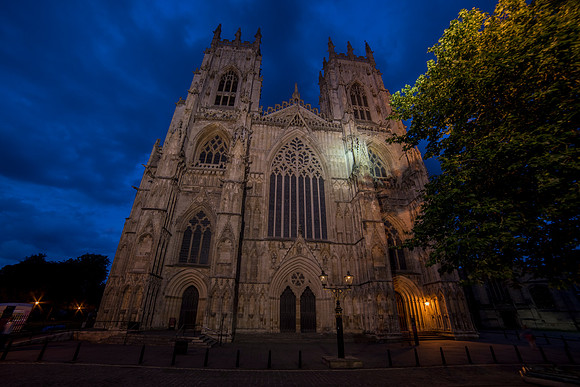 0020 York Minster © Bob Riach