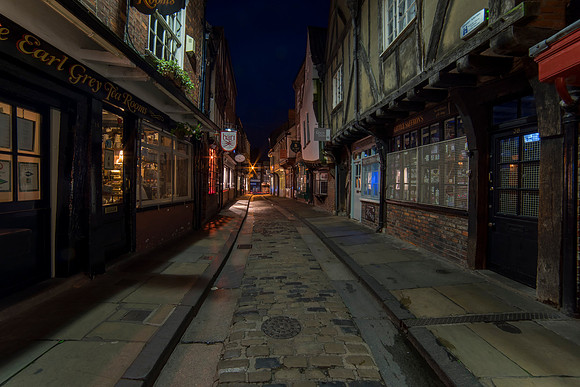 009 The Shambles York © Bob Riach